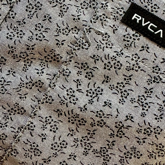 Men’s Rvca button-up slim fit shirt medium - Picture 2 of 2